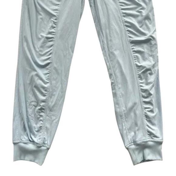 (8) $98 Lululemon‎ Dance Studio Mid-Rise Jogger *Full Length Powder Blue - Picture 7 of 8